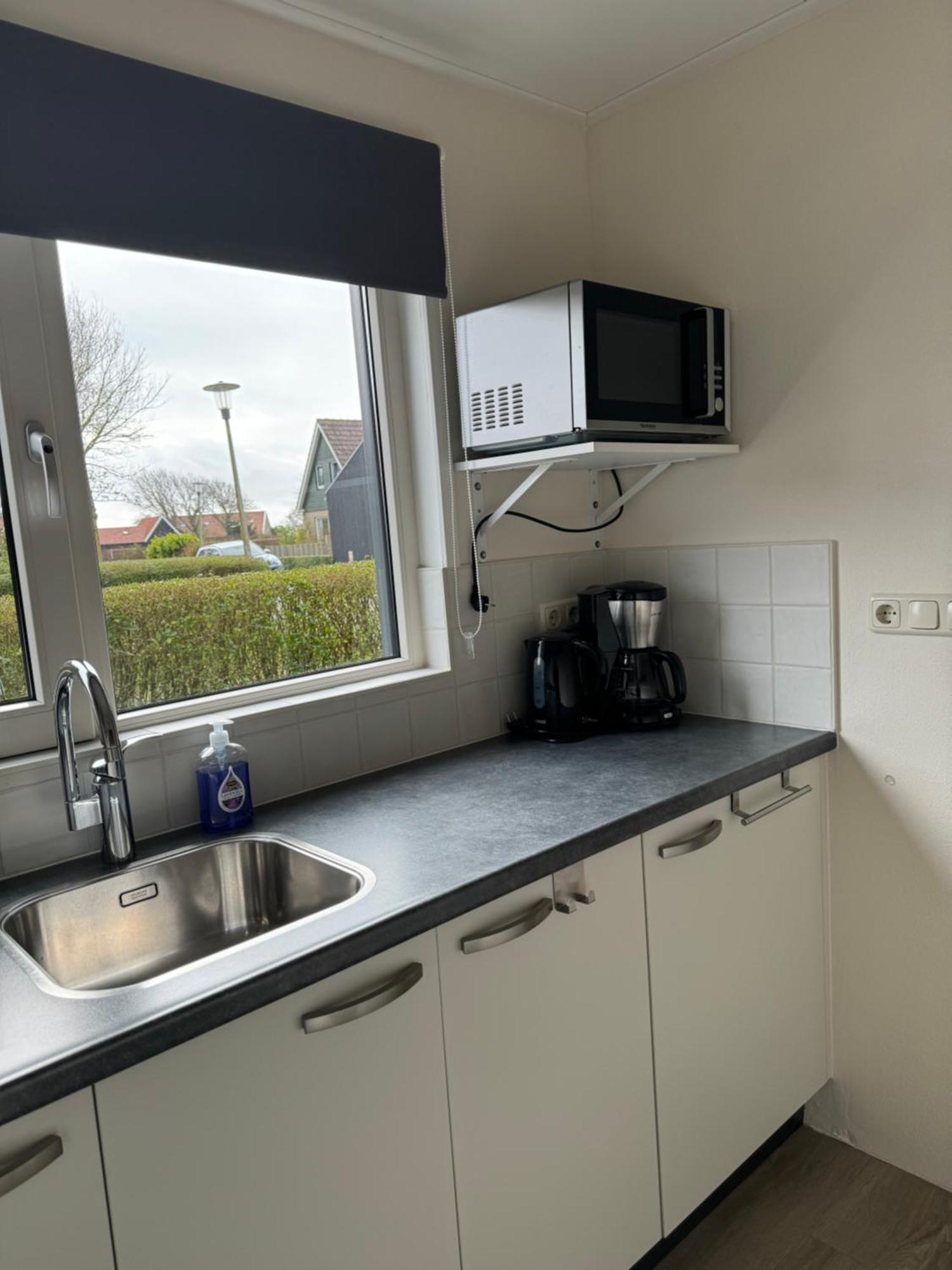 'T Fabriekje Apartment Buren  Bagian luar foto